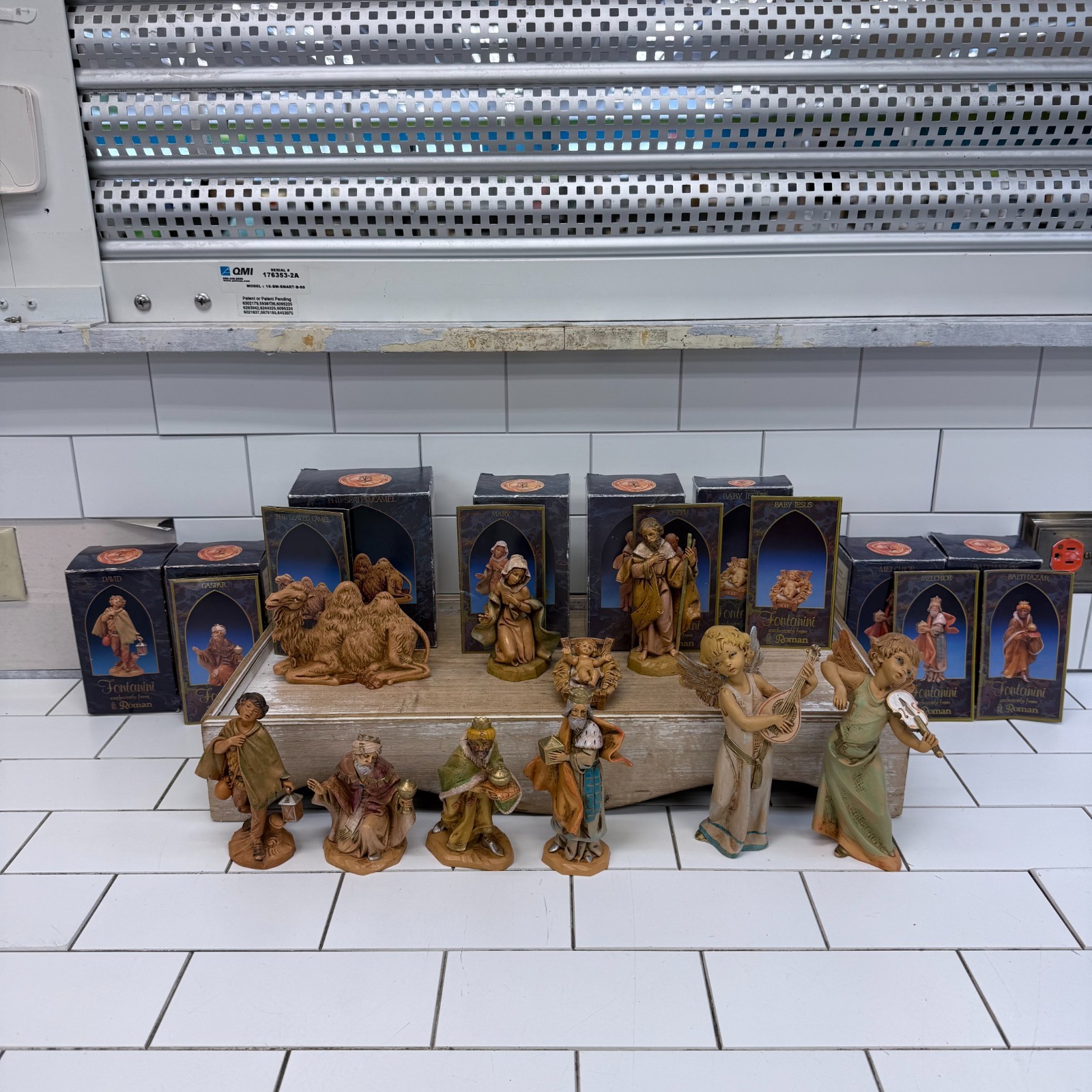 Vintage Fontanini Nativity 10 Piece Figurine Lot Italy 1983-1992