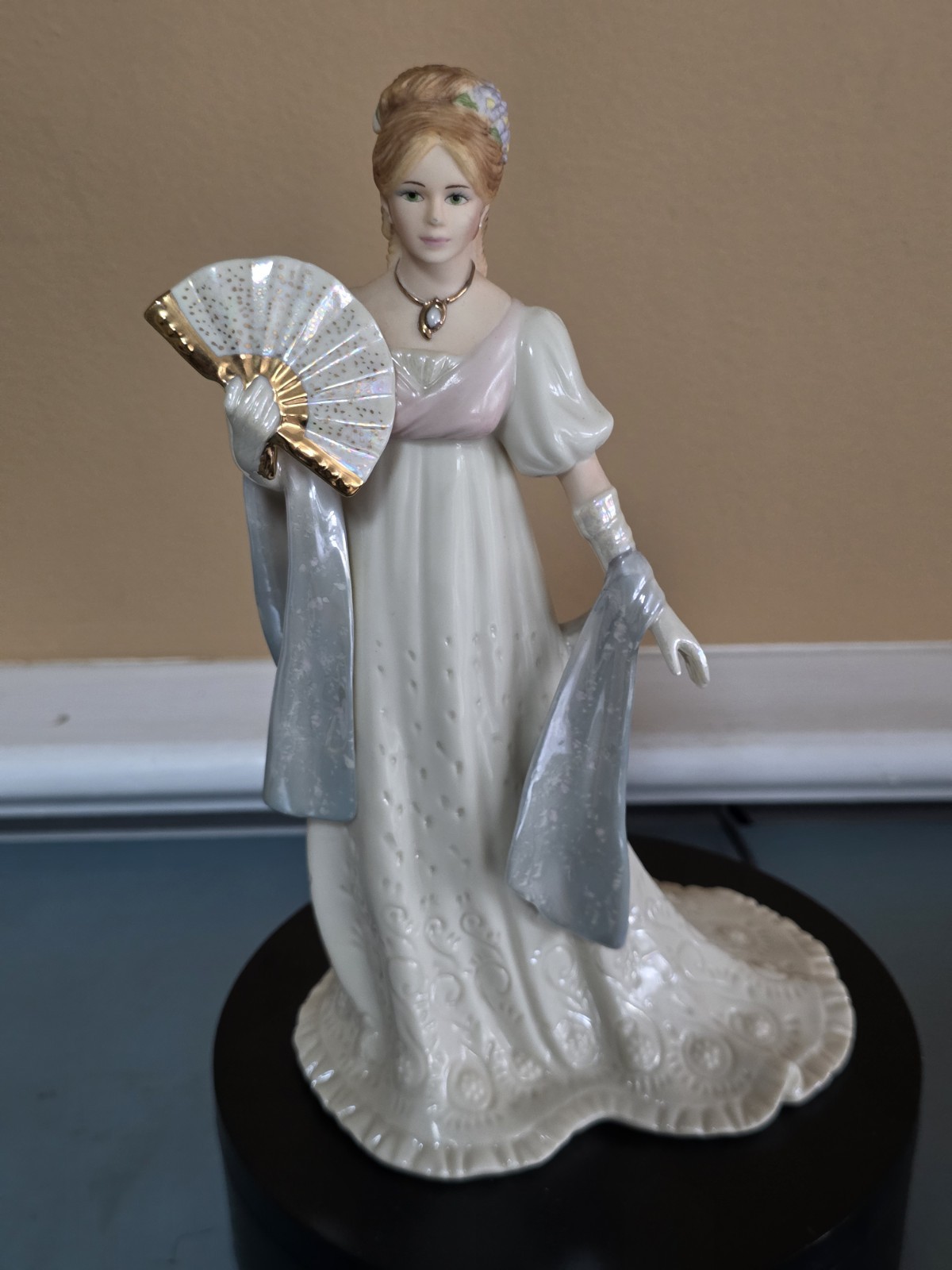 LENOX GALA at The White House Figurine