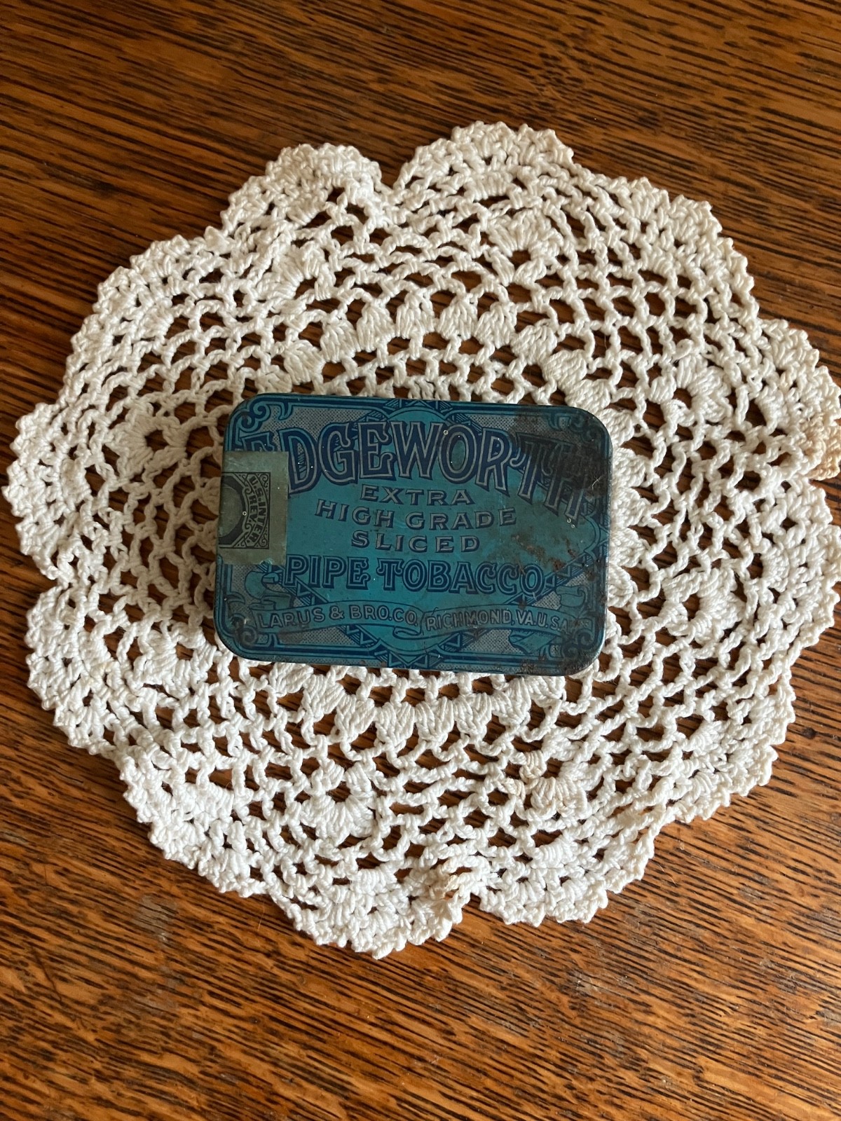 Edgeworth Extra High Grade Sliced Pipe Tobacco Tin - Larus & Bro. Co.