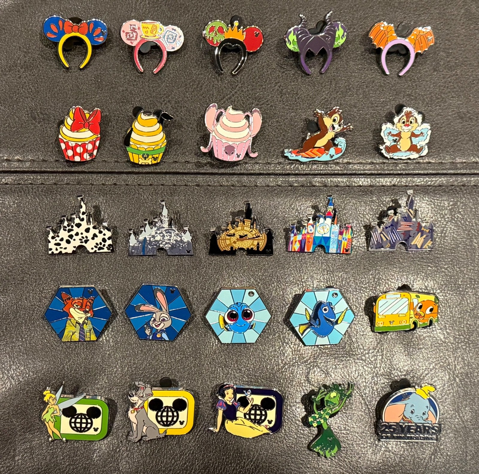 Lot of 25 Authentic Disney Parks Trading Pins- Mix of WDW and DL Pins