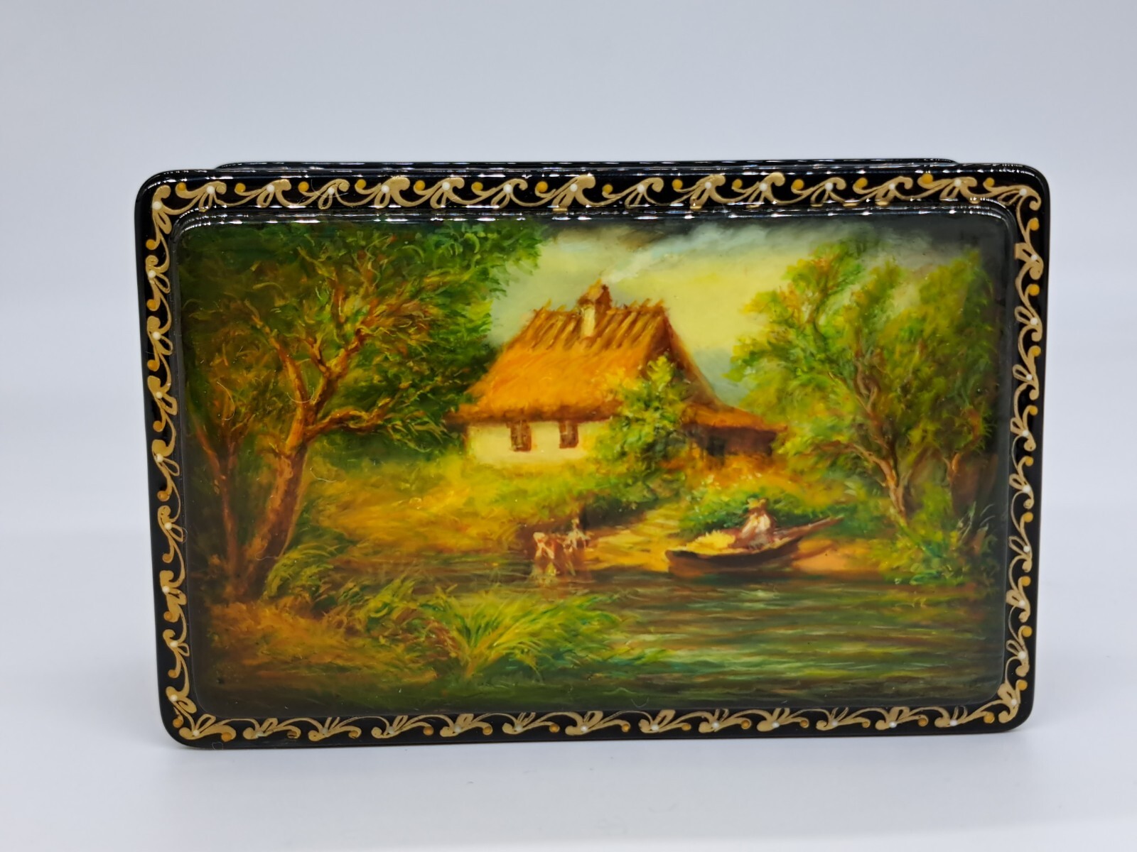 Ukrainian lacquer miniature box Handmade and hand painted in Ukraine 2023 signed