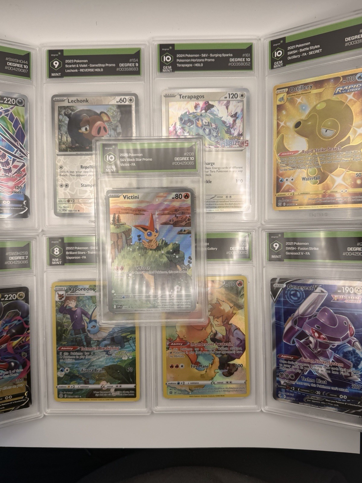 MYSTERY GRADED CARD