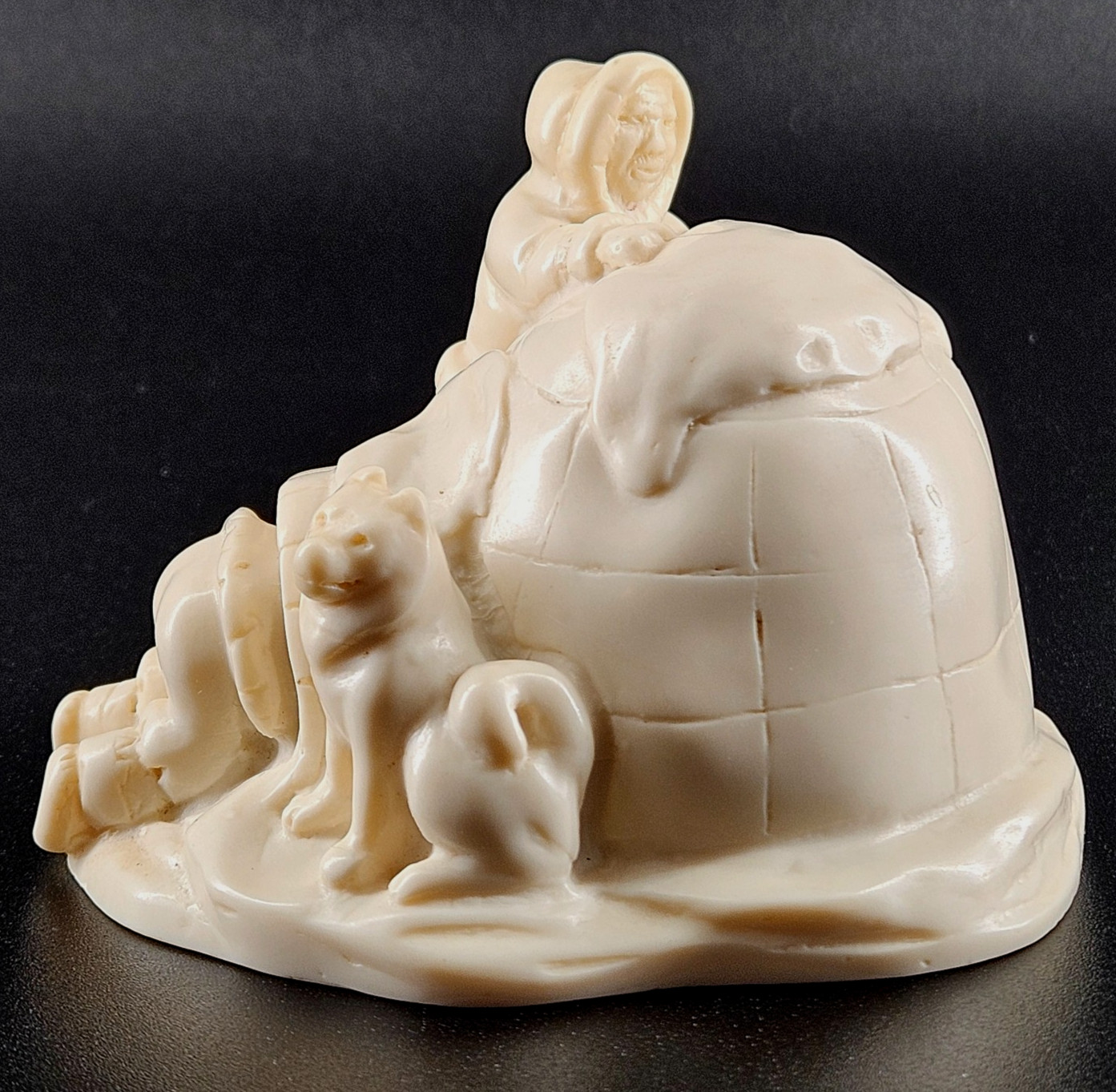 Vintage Pearlite Canada Inuit Igloo Husky Dog Arctic Scene Figurine Ivory Tone Vintage Pearlite Canada Inuit Igloo Husky Dog Arctic Scene Figurine Ivory Tone
