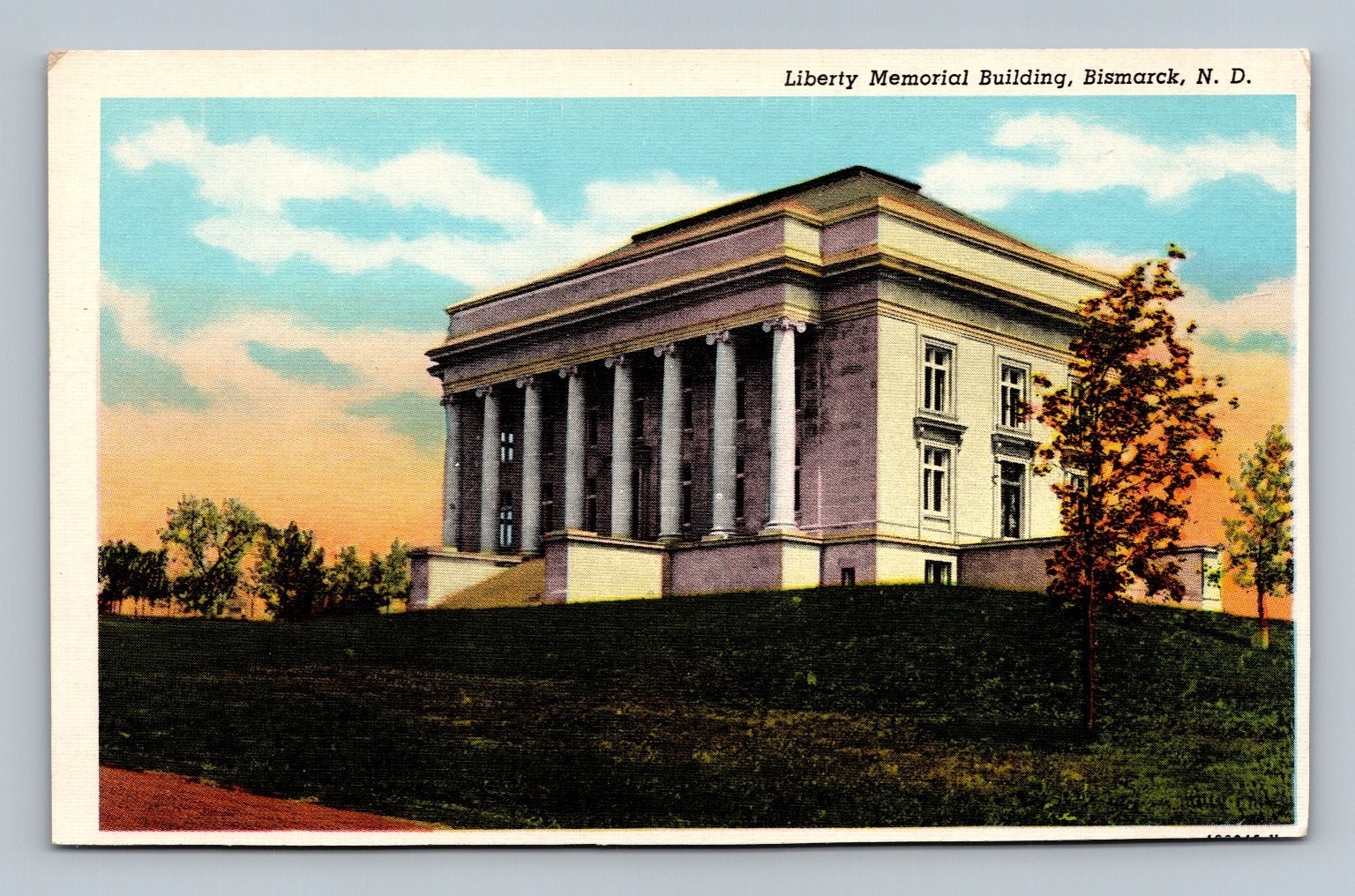 Liberty Memorial Building Bismarck ND Curteich Linen Postcard Vintage 1940s