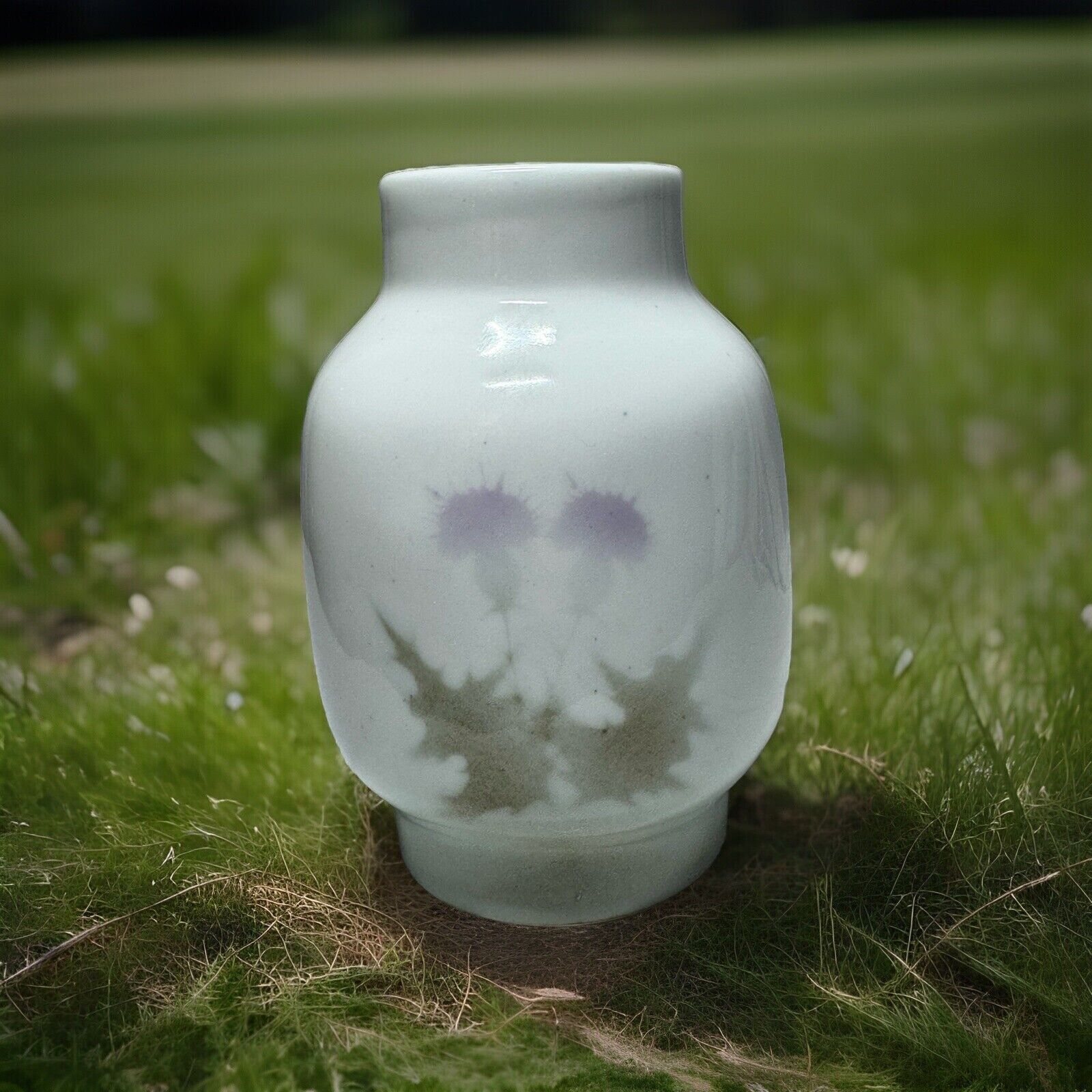 Highbank Lochgilphead Scotland Porcelain Vase Thistle Pattern Vtg