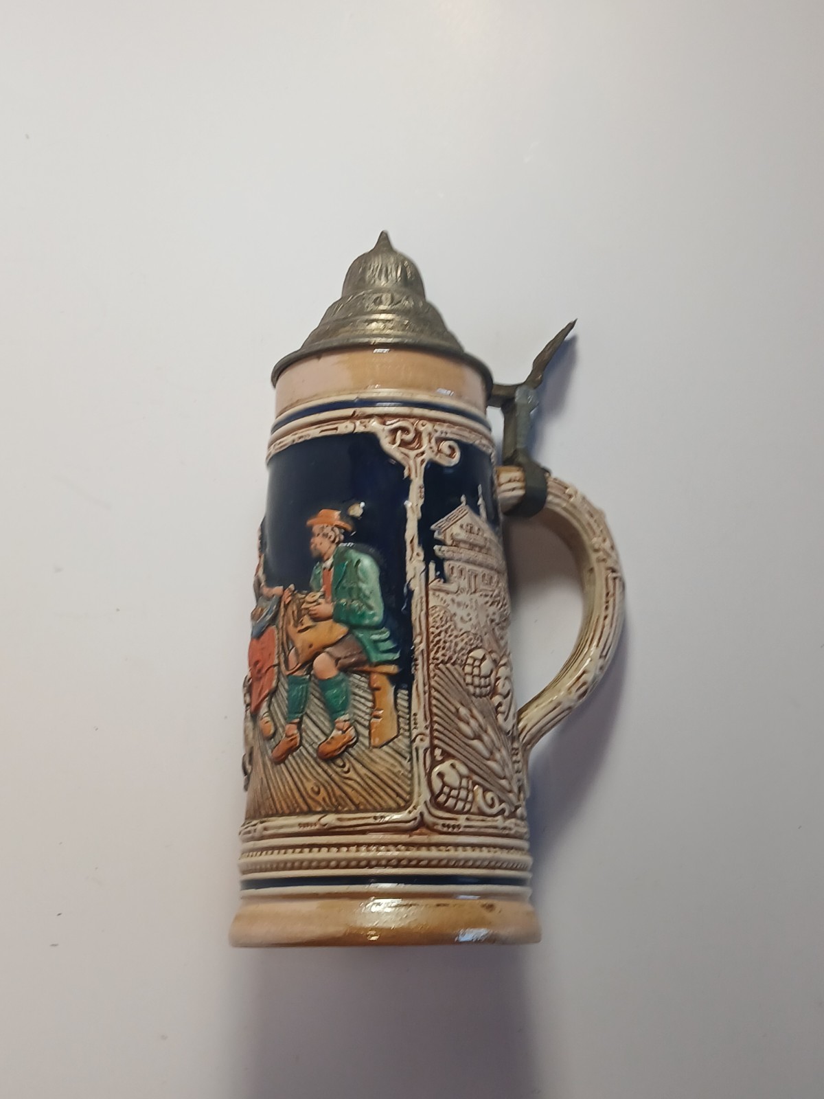 Vintage 1976 Gerz W. Germany Beer Stein Ceramic Pewter Lid Painted 2029 82 0.5 L
