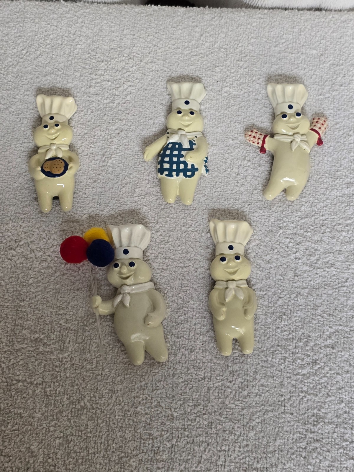 2003 Pillsbury Doughboy Poppin\'Fresh 5 Kitchen Collection magnets (Not in box)