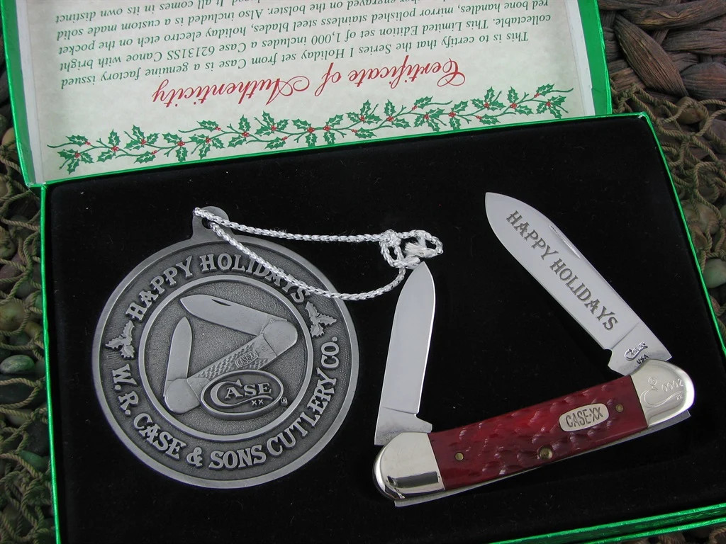 Case Cutlery Seasons Greetings 1996 Red Jigged Bone Canoe TruSharp 62131 Mint