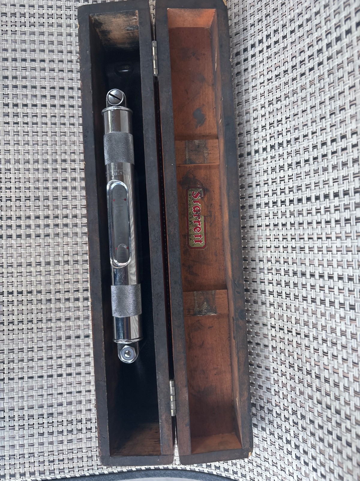 L.S. Starrett No. 98 Precision Machinist\'s Level 12”
