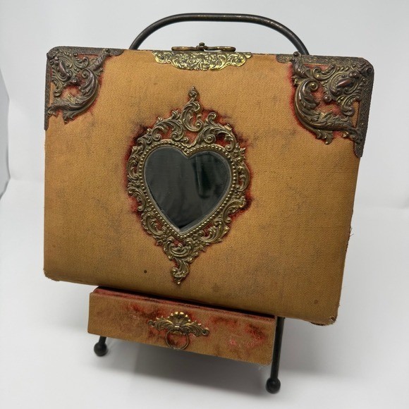 Victorian Standing Cabinet Card Photo Album Antique velvet heart mirror album Victorian Standing Cabinet Card Photo Album Antique velvet heart mirror album