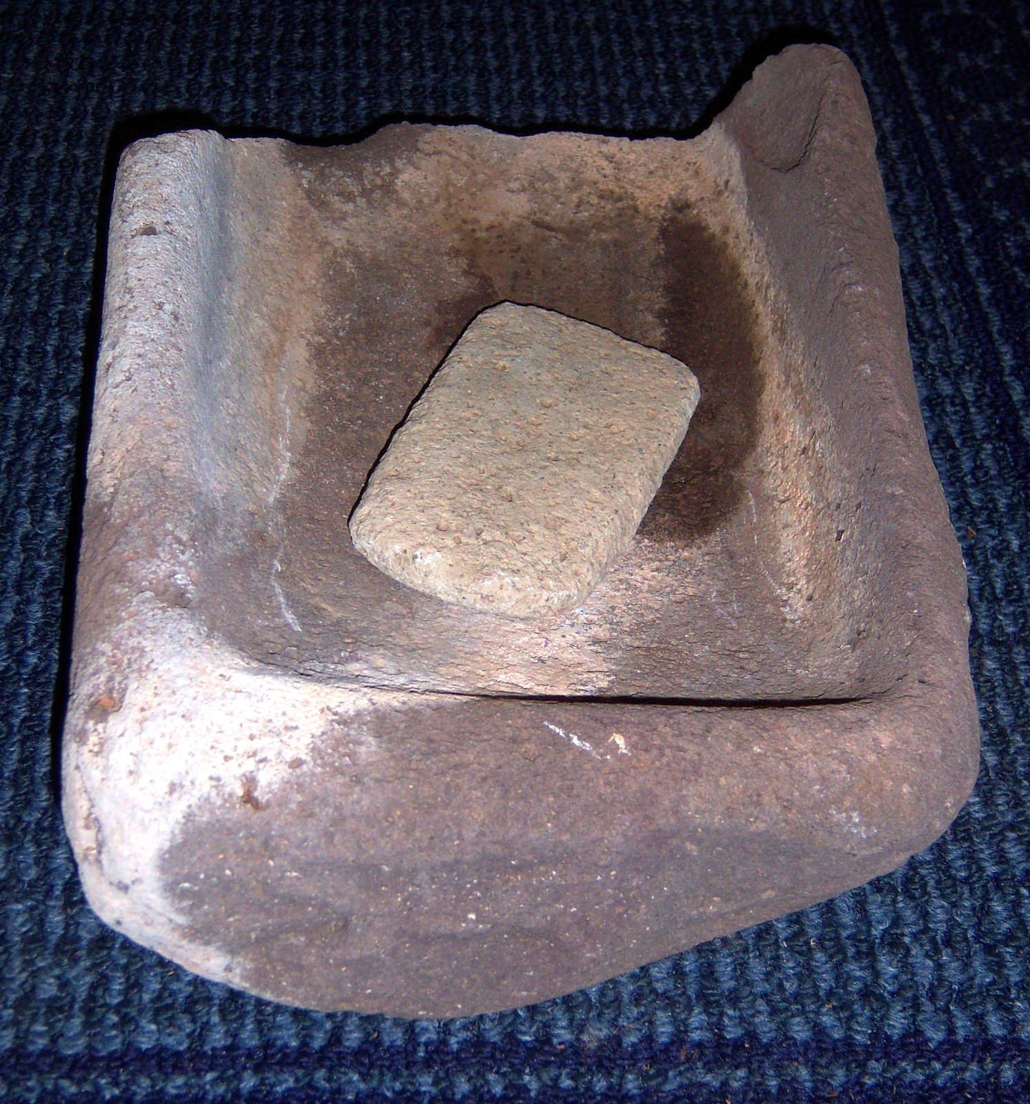Metate and Mano Grinder Stone 55 pounds