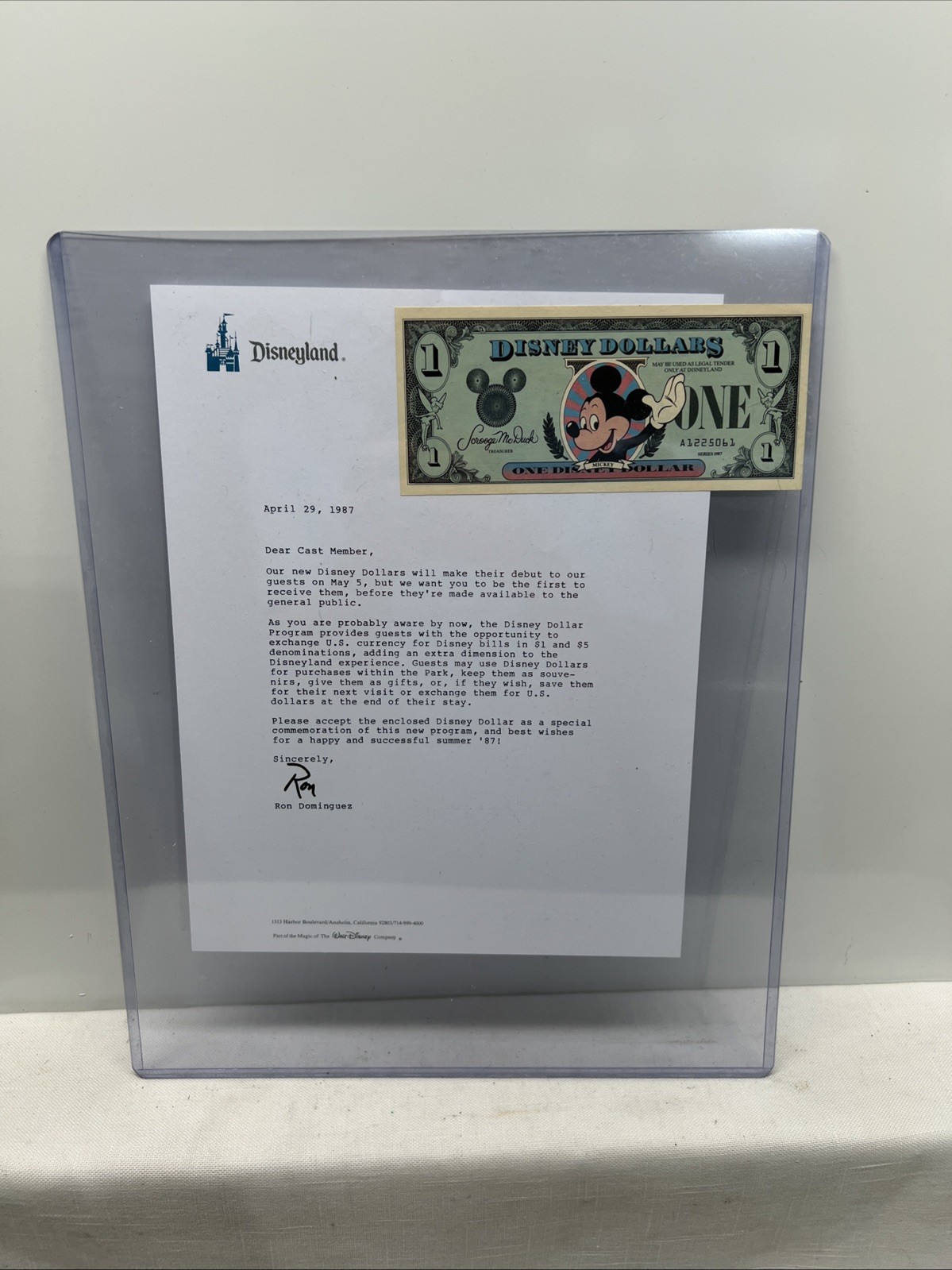 1987 FIRST EDITION $1 DISNEY DOLLAR MICKEY A SERIES WITH EMPLOYEE RELEASE LETTER