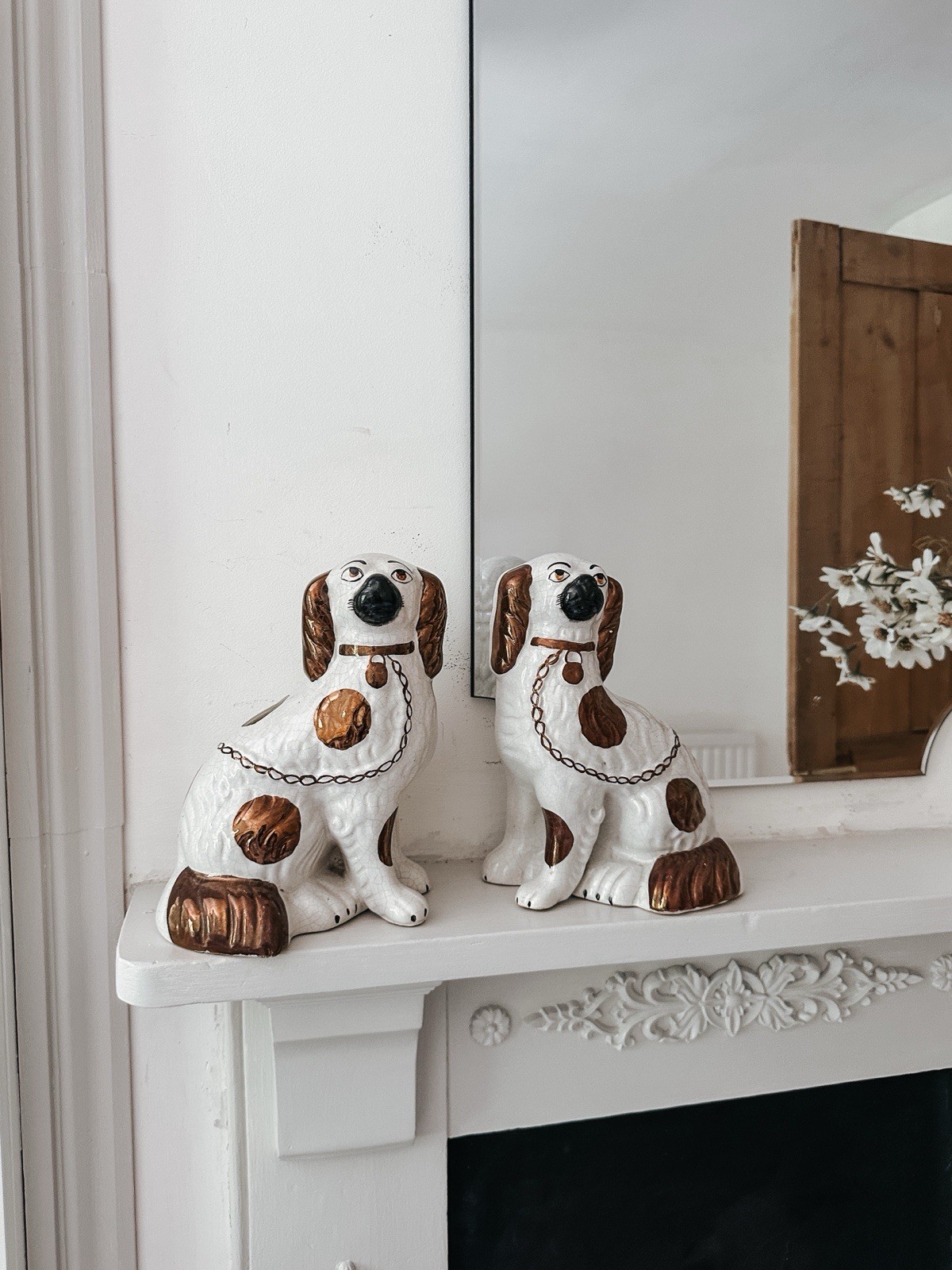 Pair of 19th century Staffordshire Spaniel Mantlepiece Dogs, Copper Luster