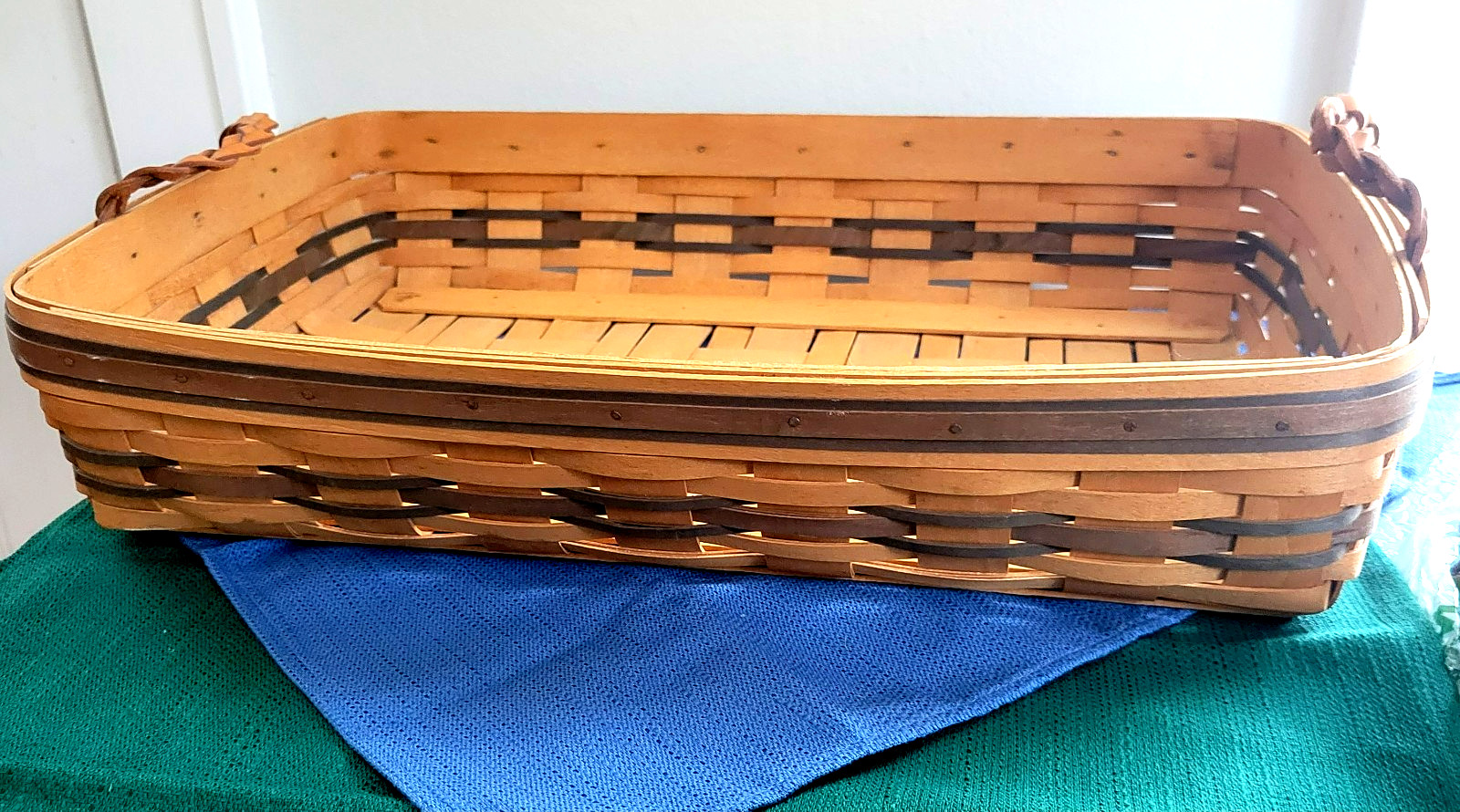 Longaberger 1999 Collector\'s Club Hostess Serving Tray