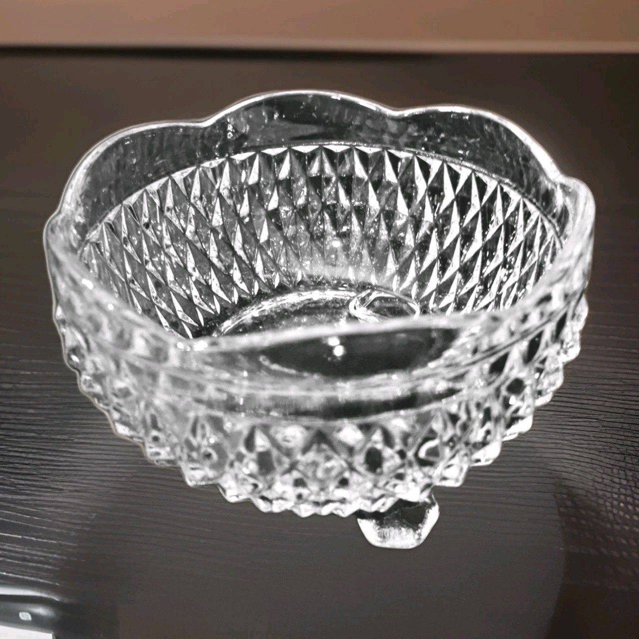 Vtg Indiana Glass Diamond Point Scalloped Edge 3 Footed Trinket Dish H 3\