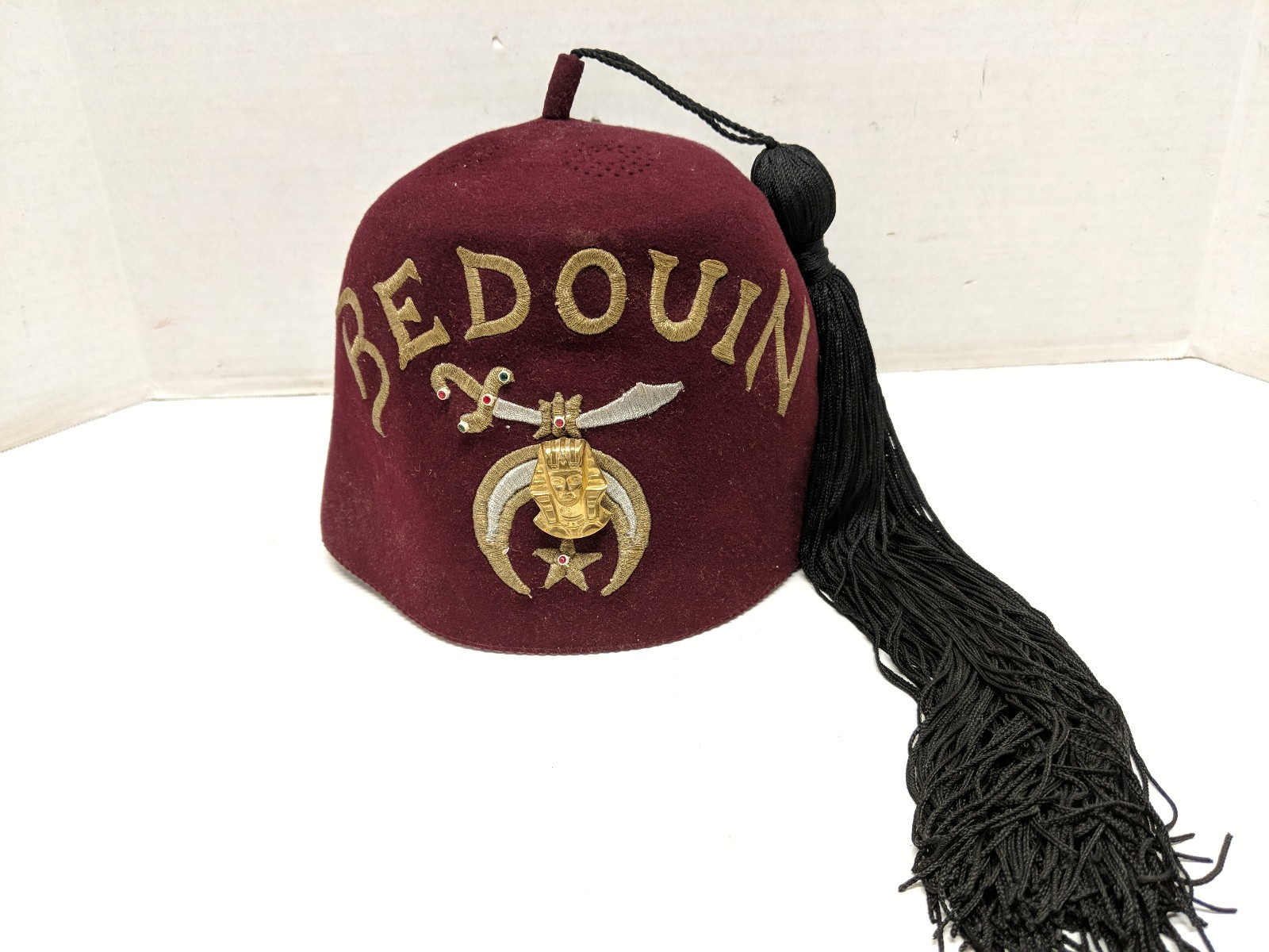 Bedouin Shriners Masonic Fraturnity Bejeweled Fez Hat Rhinestones Size 7 1/4