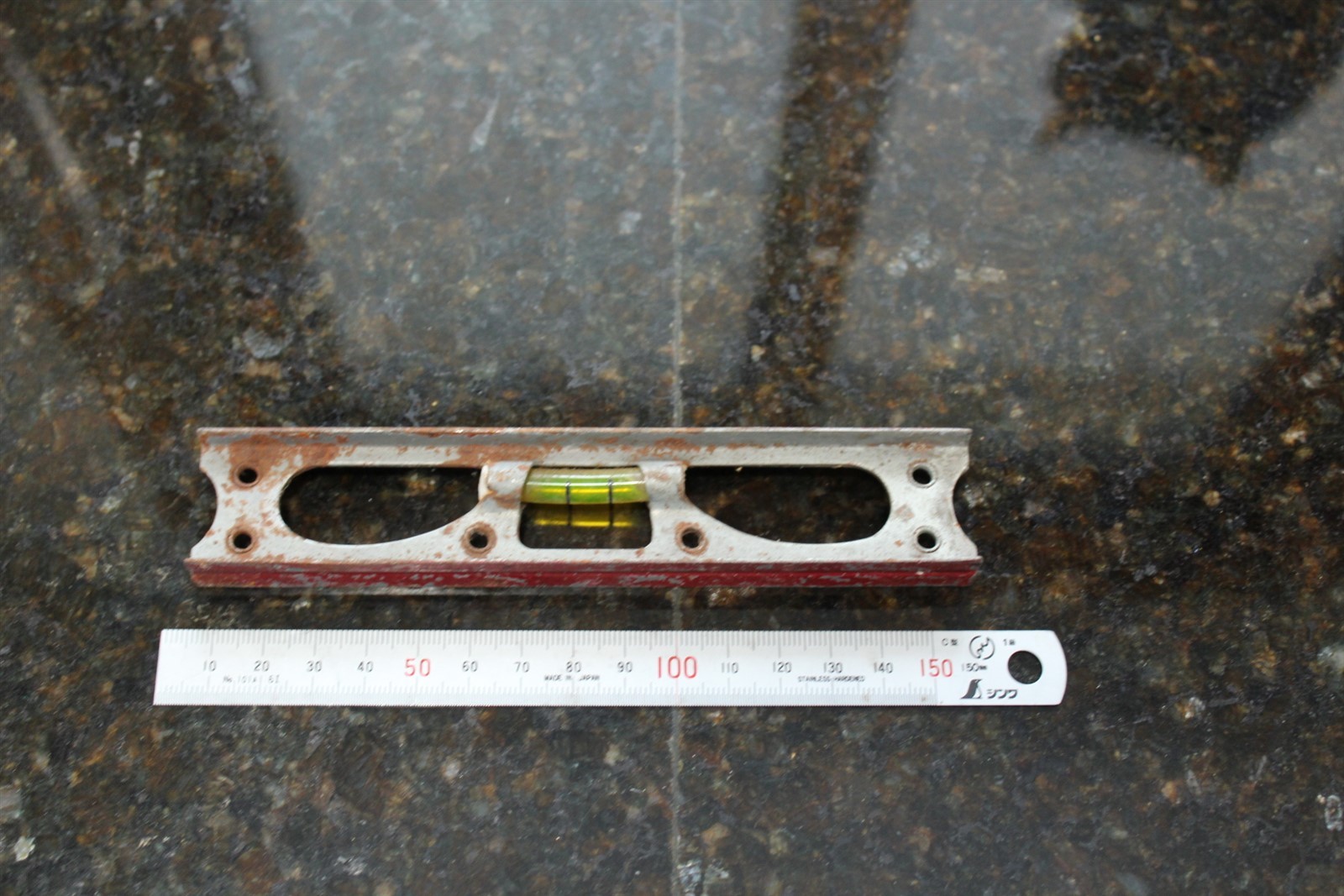 Vintage Machinists Shinwa S/S Pocket Ruler & Small Level