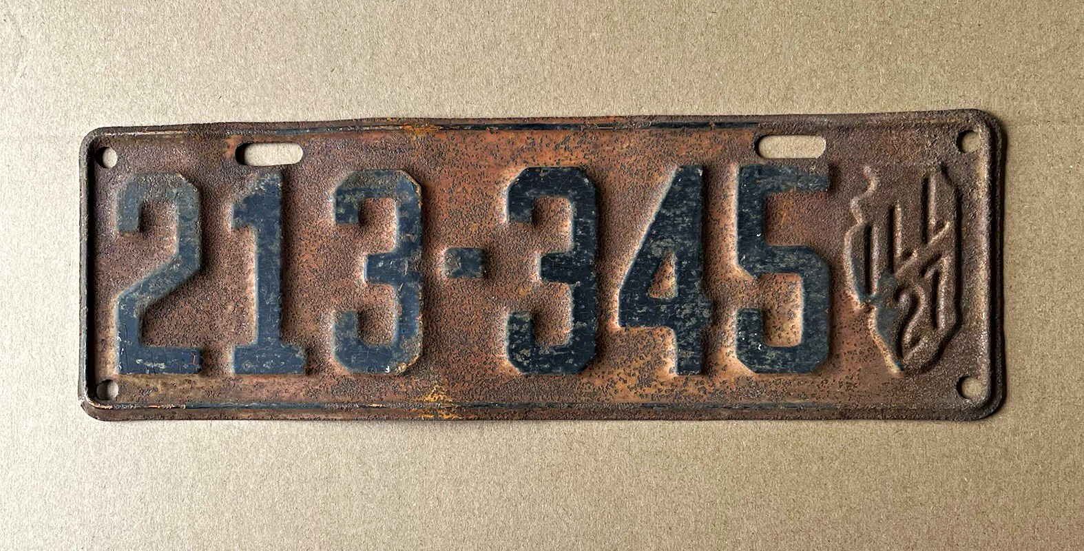 1927 Illinois Vintage License Plate 213-345 
