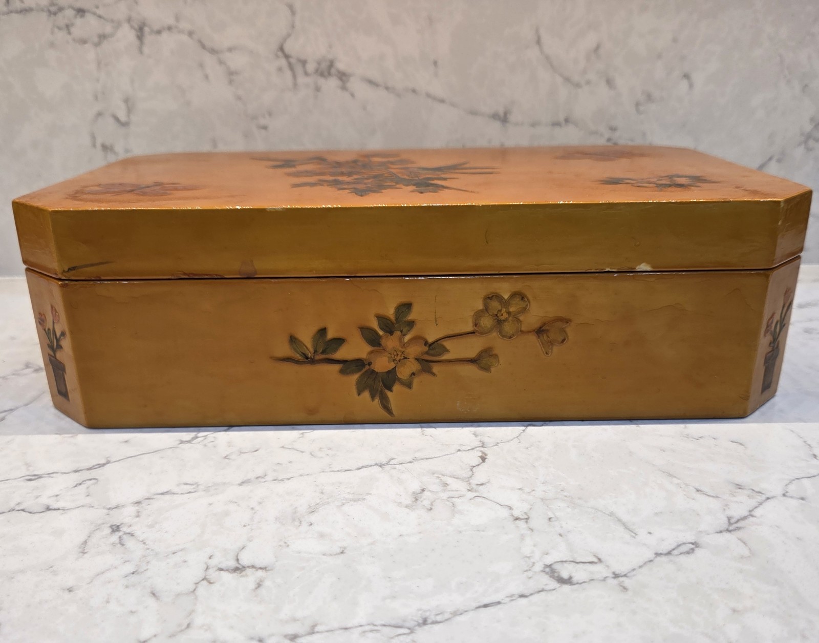 VTG 1973 Daniele S. Du Bois Signed Wooden Trinket Box Hummingbird Floral 12\