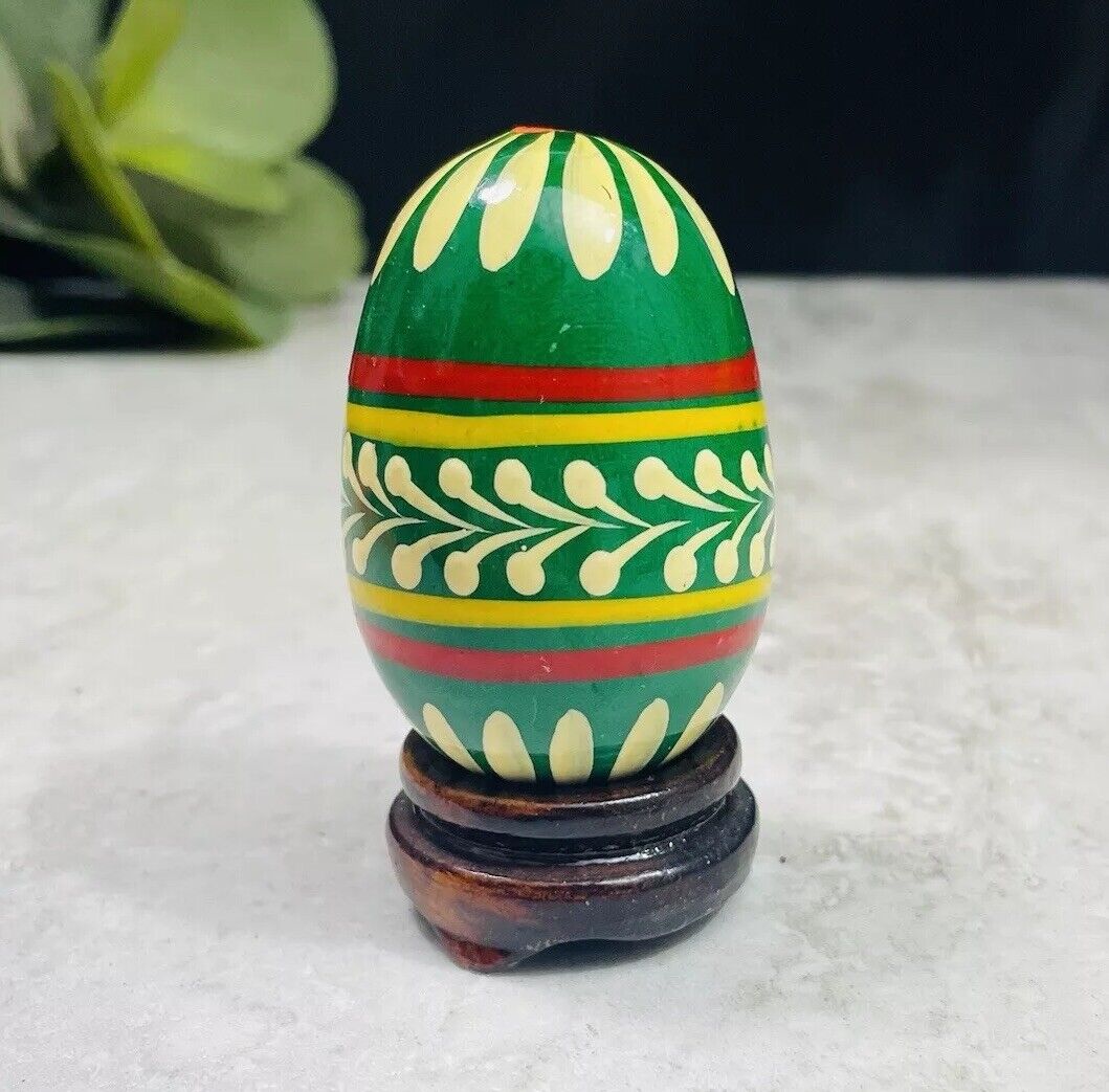 Vintage Painted Wood Egg 2.5\