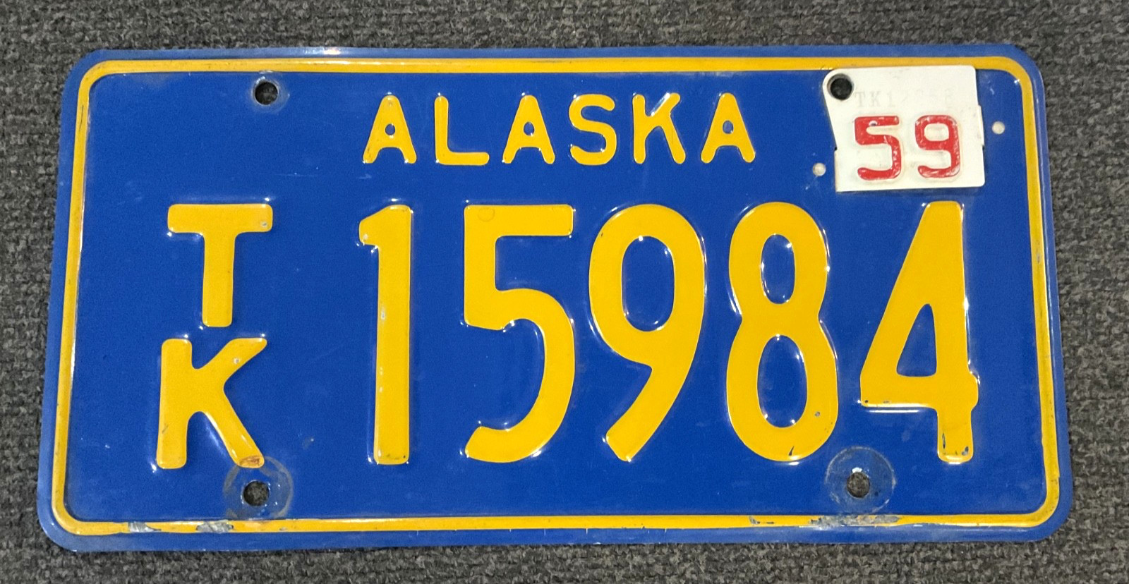 RARE 1958 1959 ALASKA TRUCK LICENSE PLATE ORIGINAL PAINT NICE CHEVY FORD DODGE RARE 1958 1959 ALASKA TRUCK LICENSE PLATE ORIGINAL PAINT NICE CHEVY FORD DODGE