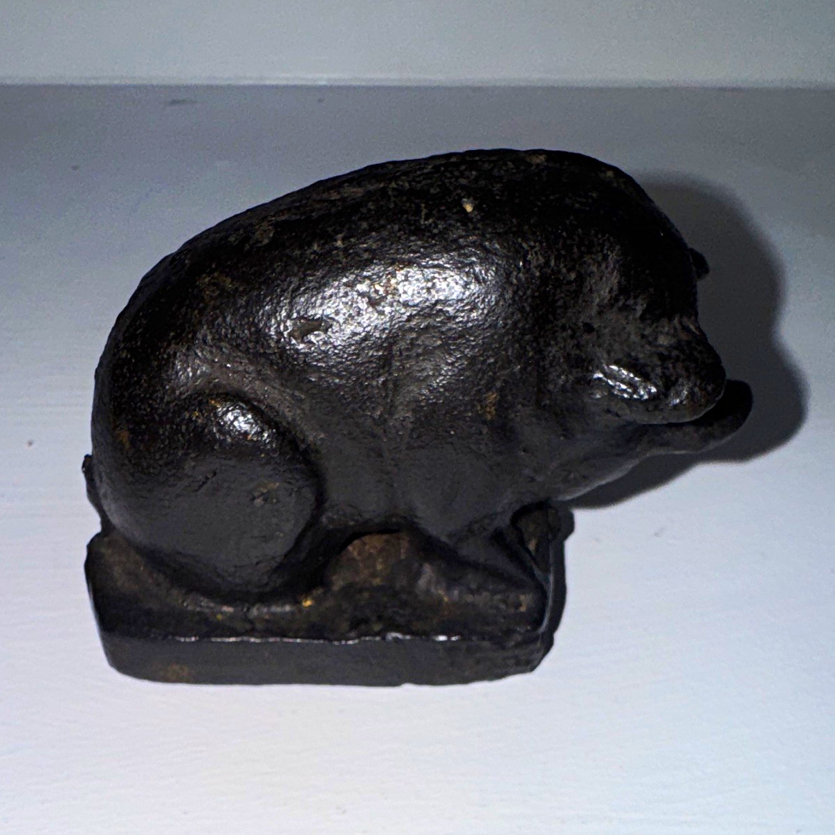 Antique Paperweight A. Pluemer & Co. Cincinnati, Ohio Sitting Pig Cast Iron
