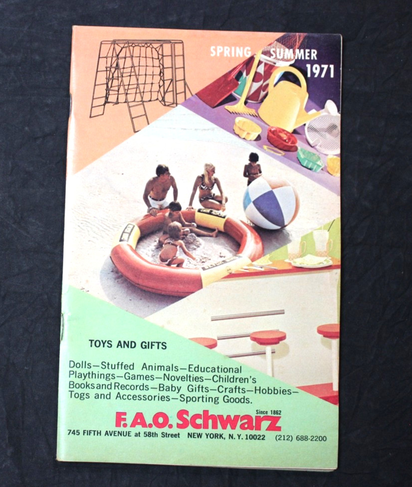 VINTAGE 1971 SPRING / SUMMER F.A.O. SCHWARTZ TOYS & GIFTS CATALOG, NEW YORK VINTAGE 1971 SPRING / SUMMER F.A.O. SCHWARTZ TOYS & GIFTS CATALOG, NEW YORK