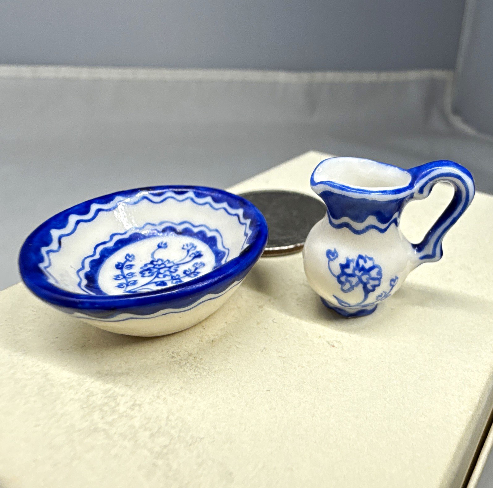 Vintage Miniature Blue White Pitcher Wash Basin Set Dollhouse 1:12 Porcelain Vintage Miniature Blue White Pitcher Wash Basin Set Dollhouse 1:12 Porcelain