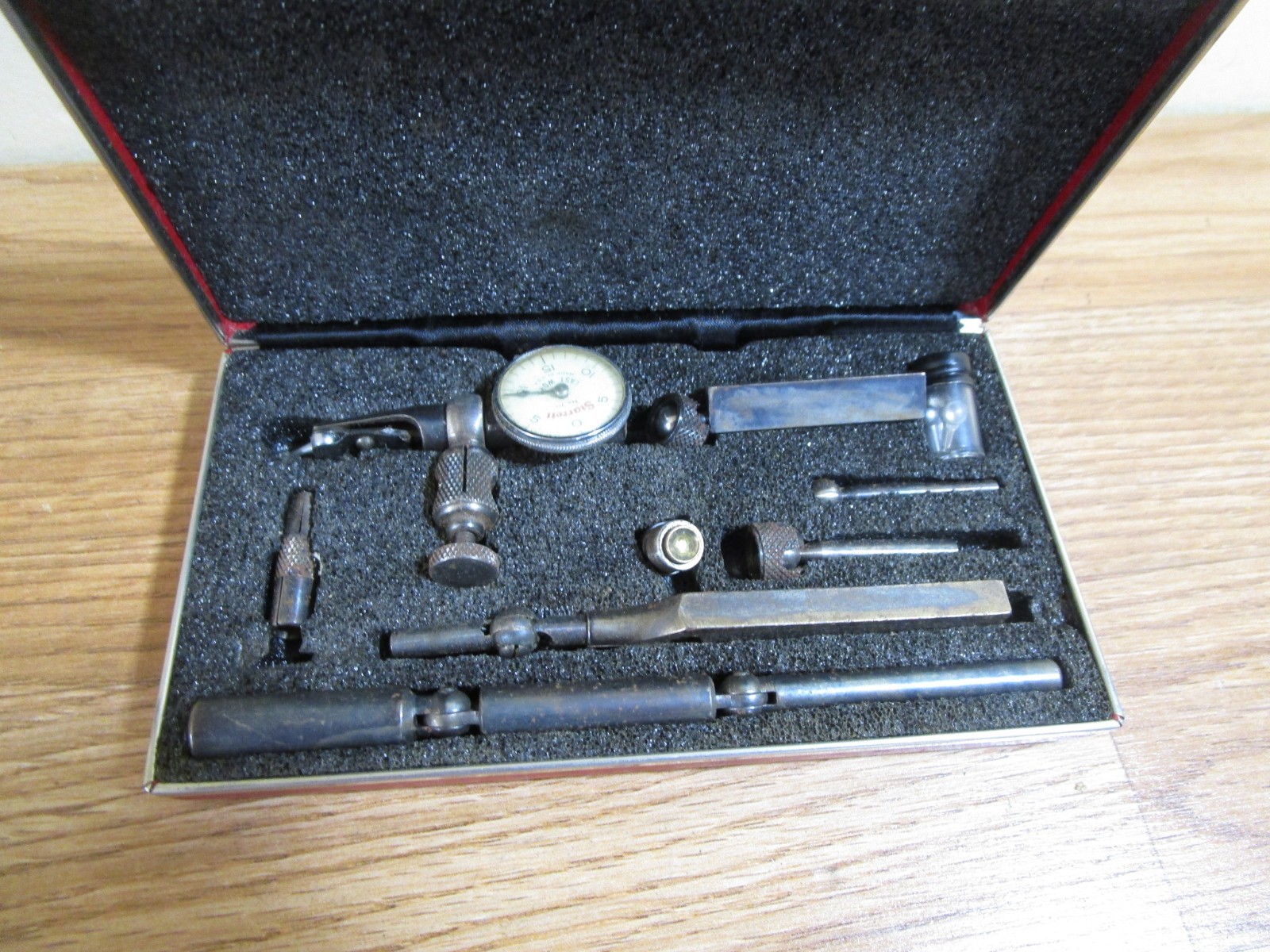 Starrett No. 711 Last Word Dial Test Indicator .001\