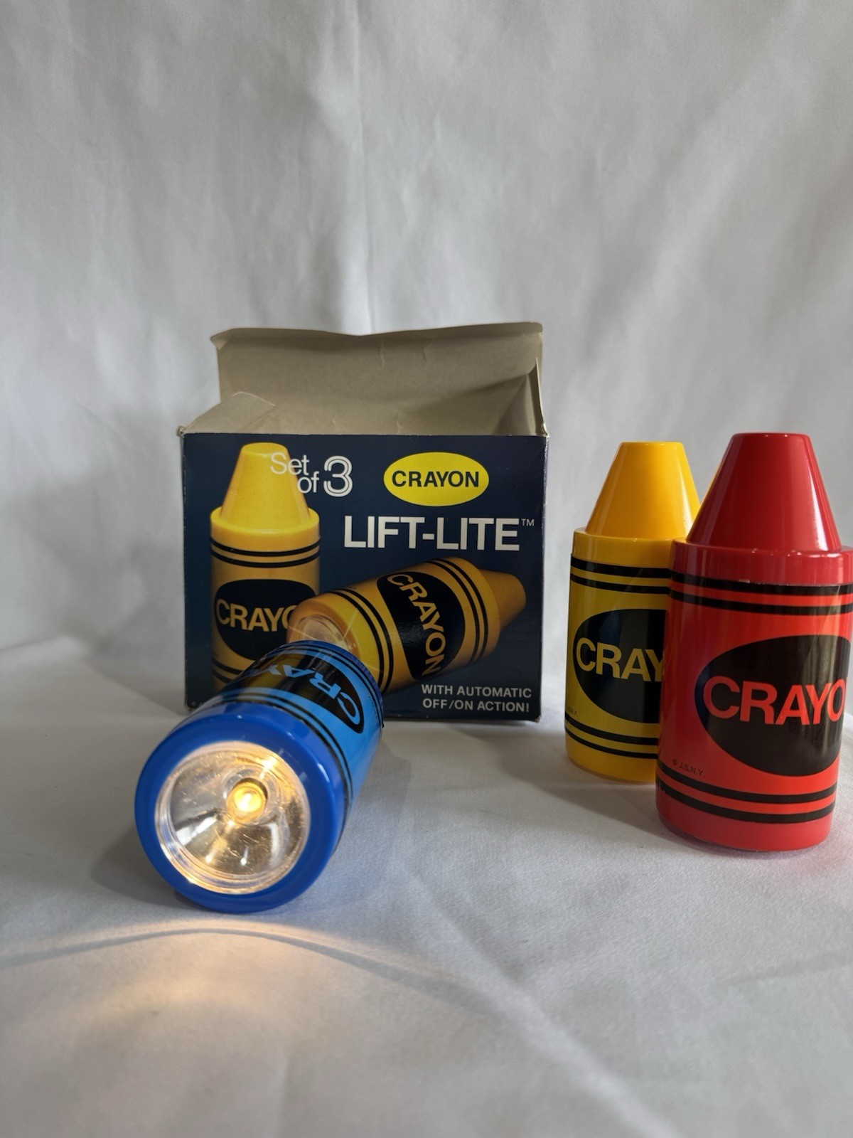 Vintage 70’s Crayon Lift-Lite Flashlights (Set of 3 with original box)