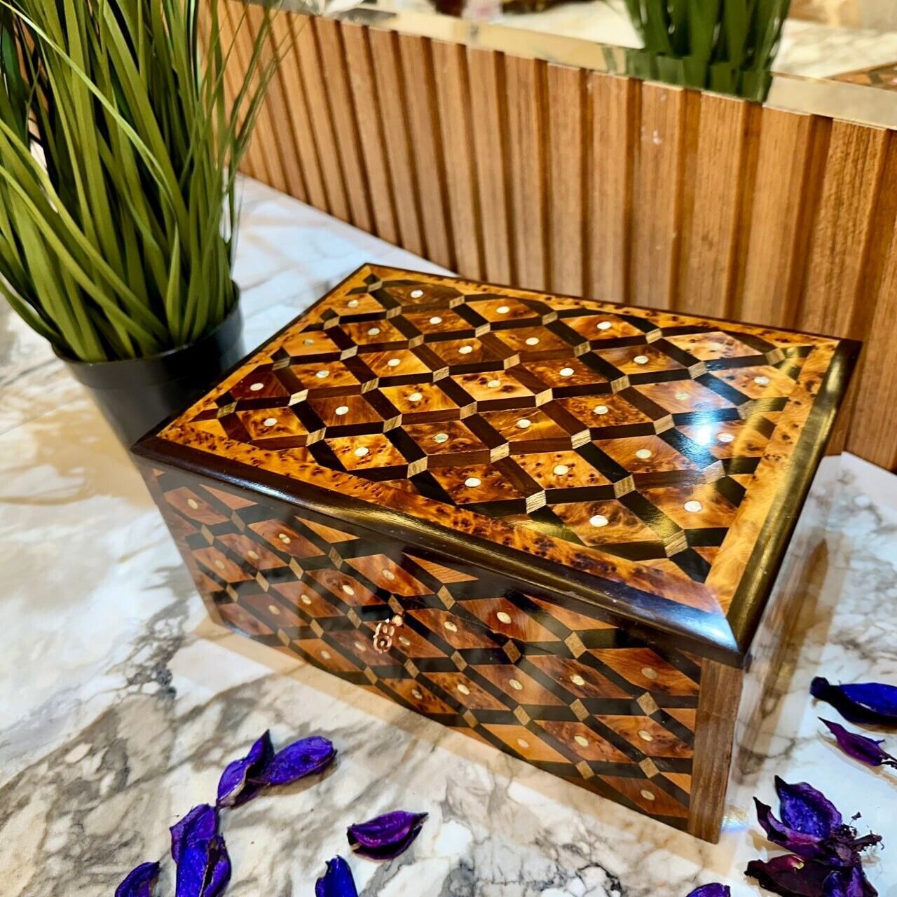 Handmade Lockable Wooden Stash Box Solid Jewelry Box Thuya Burl wooden Box 