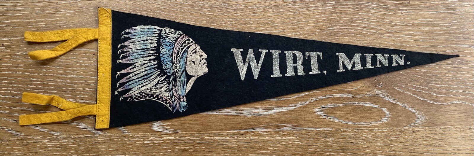 Vintage Wirt Minn 17' Felt Pennant w/ Native American Chief Graphic Old