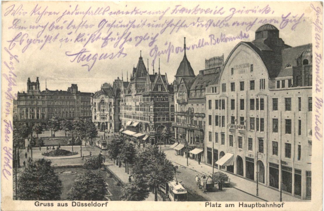 Greetings from Düsseldorf-Platz am Hauptbahnhof -752700