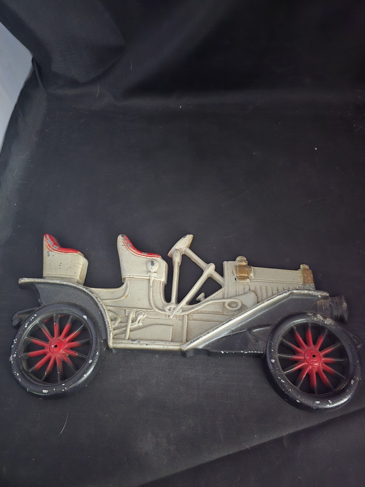 Vintage Midwest Cast Aluminum Tan 1910 Buick Antique Car Wall Hanging Plaque 