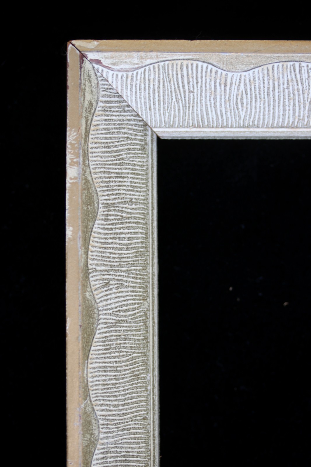 Vintage MCM 1960s Carved Solid Wood White Gilt Picture Frame Fits 22 7/8x9 Art