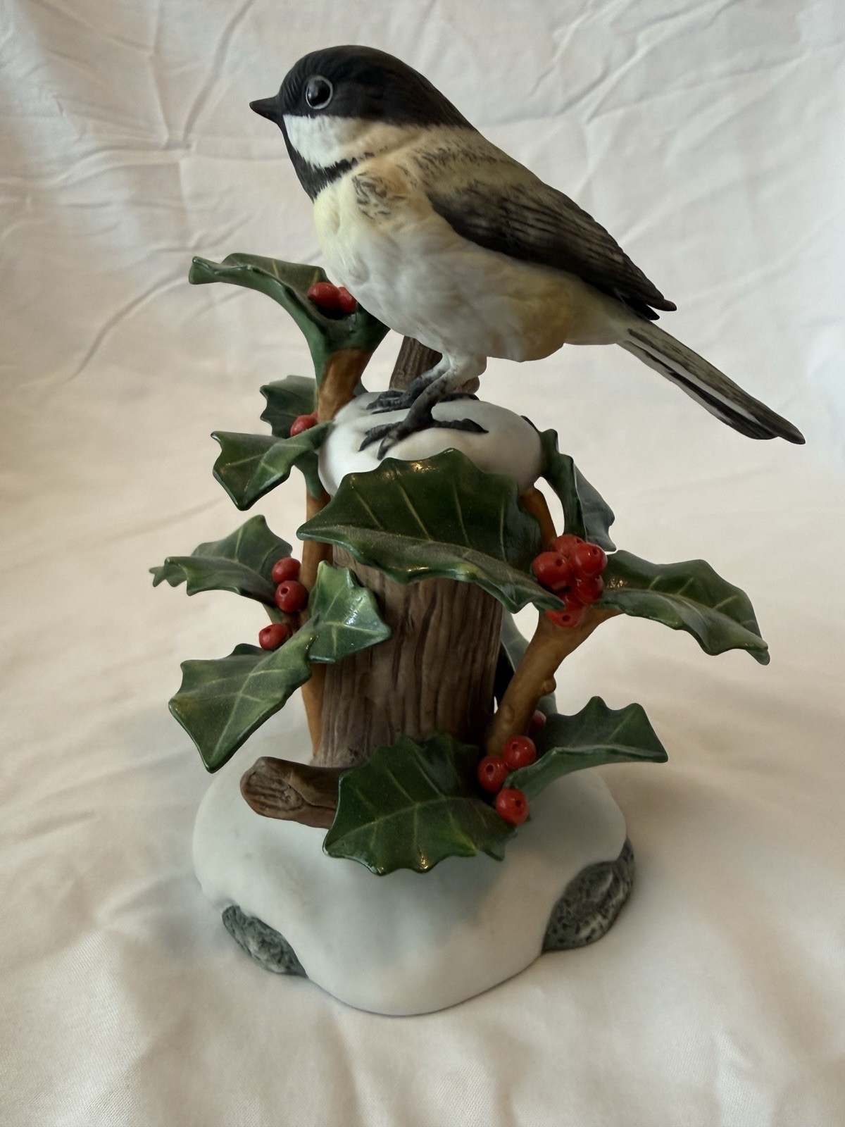 Black Capped Chickadee Porcelain Sculpture - 1991 Franklin RSPB Limited Edition