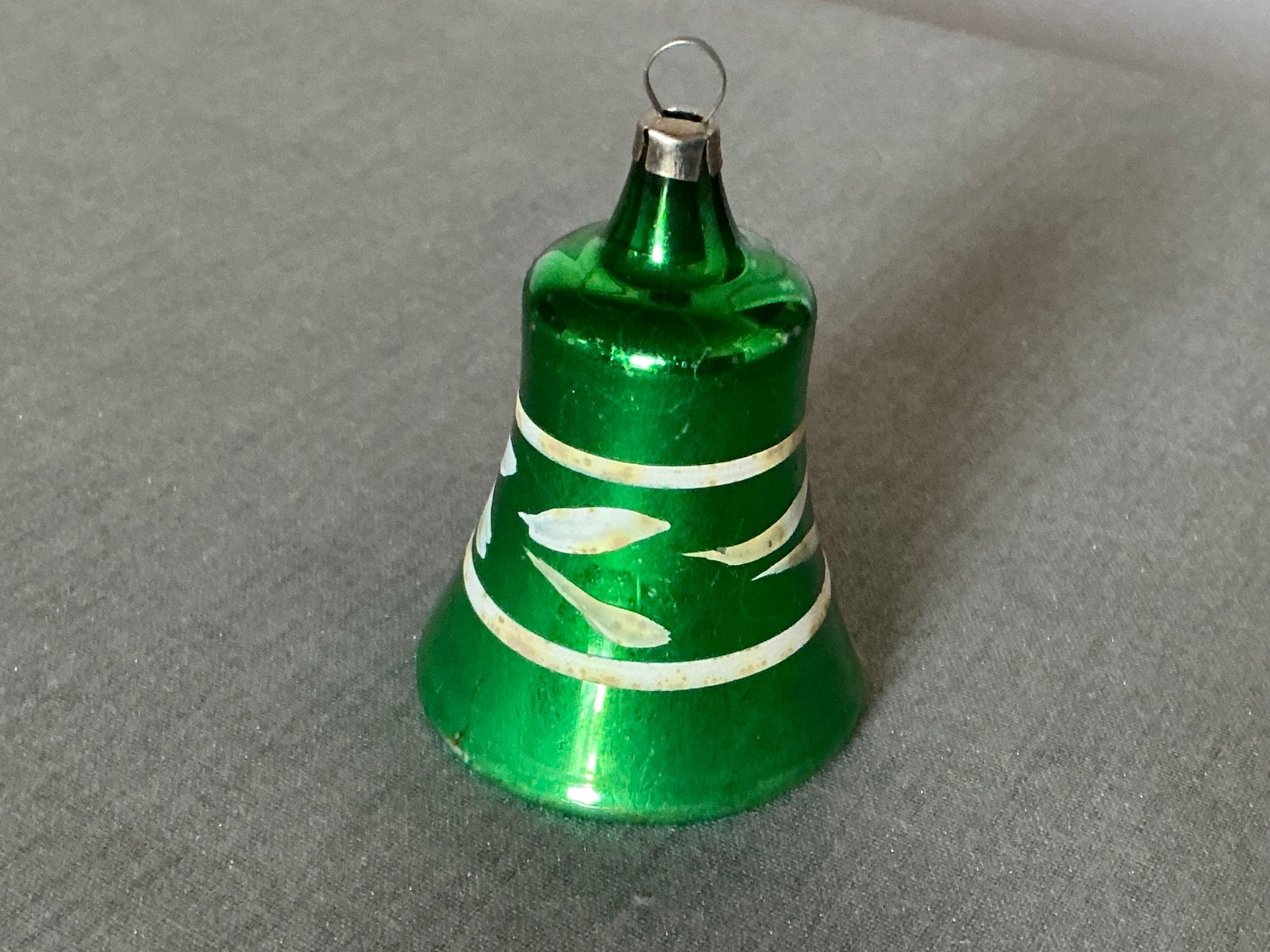 Vintage Green Blown Glass Christmas Bell Ornament Working Clapper 2.5\