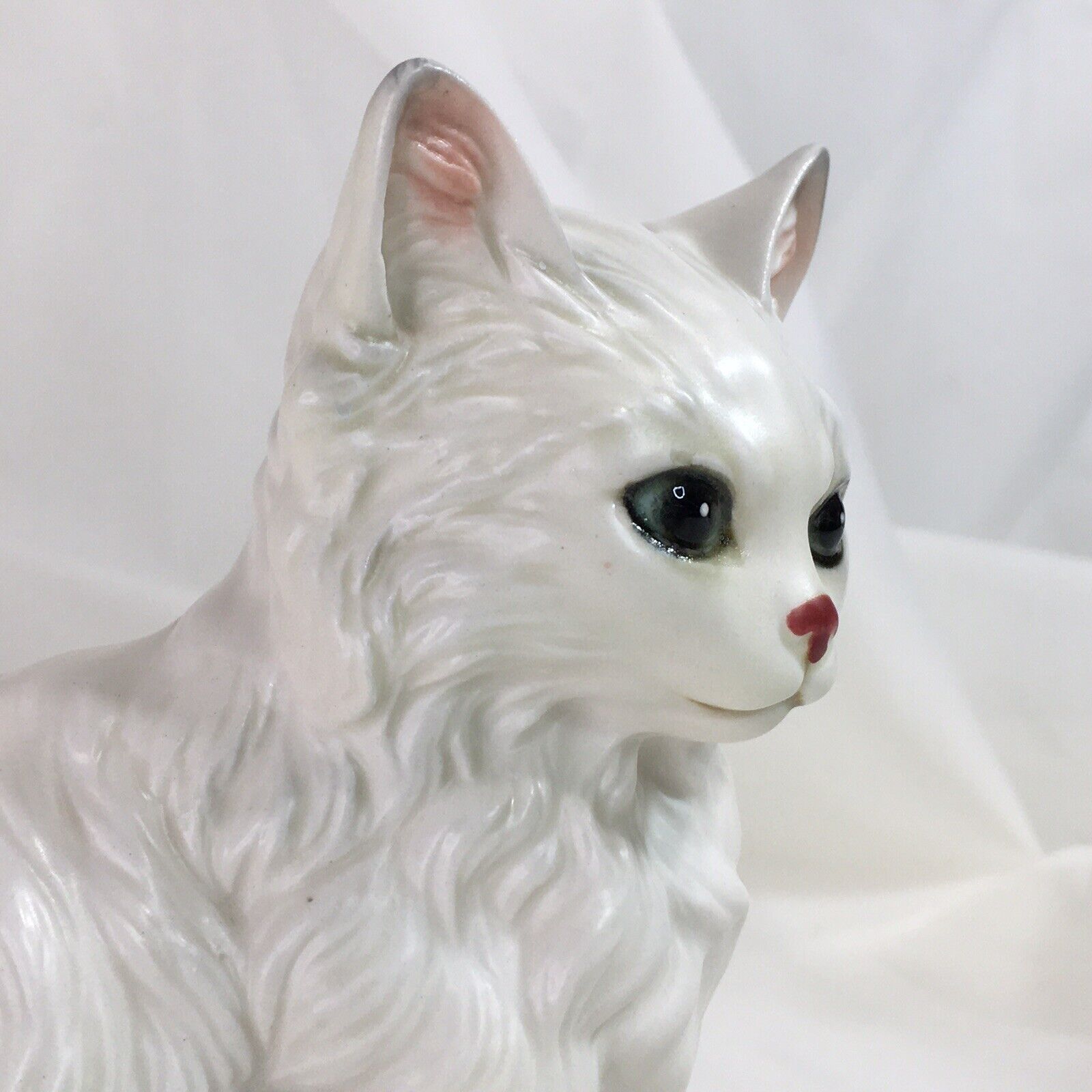 5.4” Lefton Persian Cat Figurine, Japan, Vintage Porcelain, White #H1514❤️
