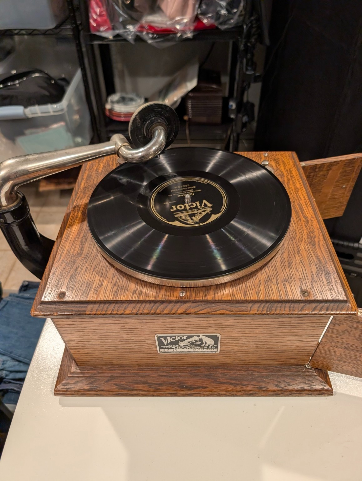Antique 1922 Victor Victrola VV-IV Oak Phonograph Wind Up Tested Working