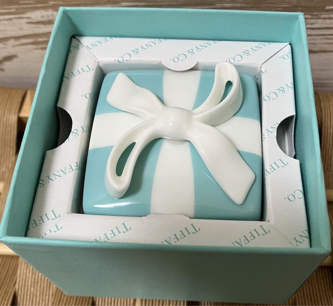 TIFFANY & Co. Mini Blue Ribbon Bow Box Jewelry Case Trinket Porcelain w/Box