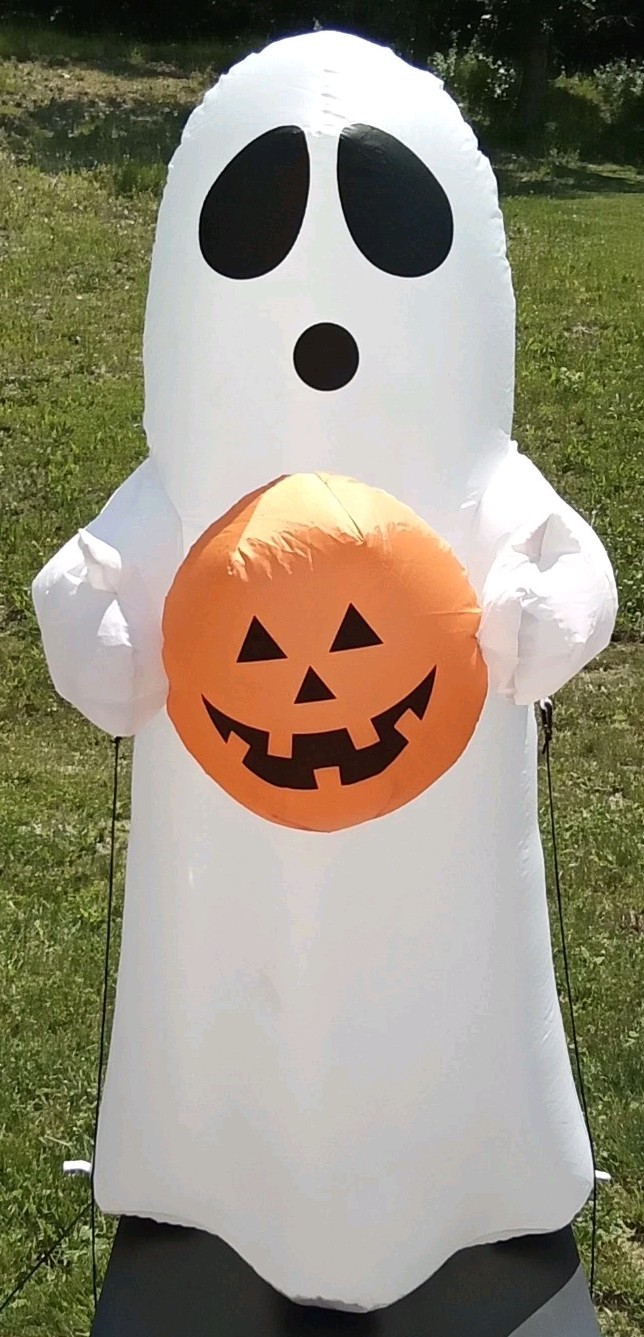 Vintage 2000s Gemmy Halloween Ghost Inflatable Yard Decor 4 Feet Tall