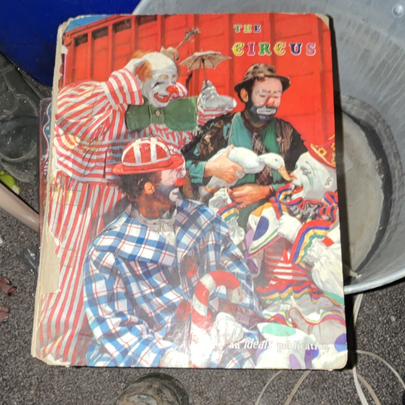 The Circus - Poetry 1961 Ringling Bros Barnum Bailey Photos - Ideals Publication The Circus - Poetry 1961 Ringling Bros Barnum Bailey Photos - Ideals Publication