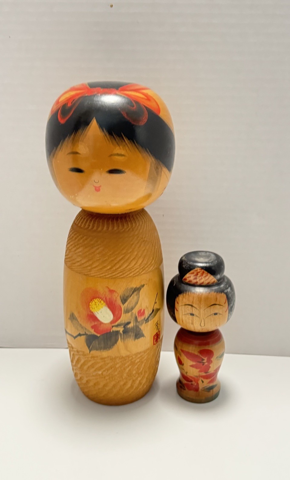 Japanese Kokeshi Wood Doll Lot of 2 Vintage Dolls with Floral Motiff