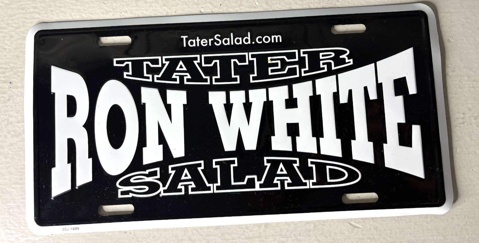 Ron Tater Salad White Embossed License Plate Unused Near Mint 2004 Comedy Act