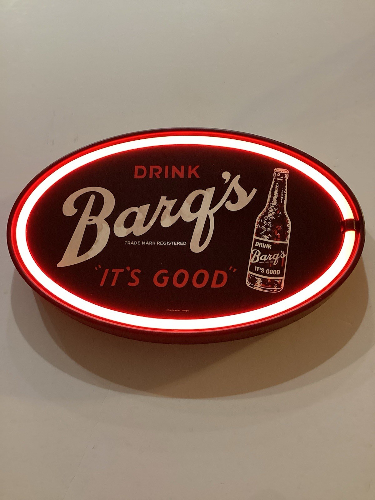 Barq’s Root Beer Replica Neon Look LED Rope Light Sign Barq’s Root Beer Replica Neon Look LED Rope Light Sign