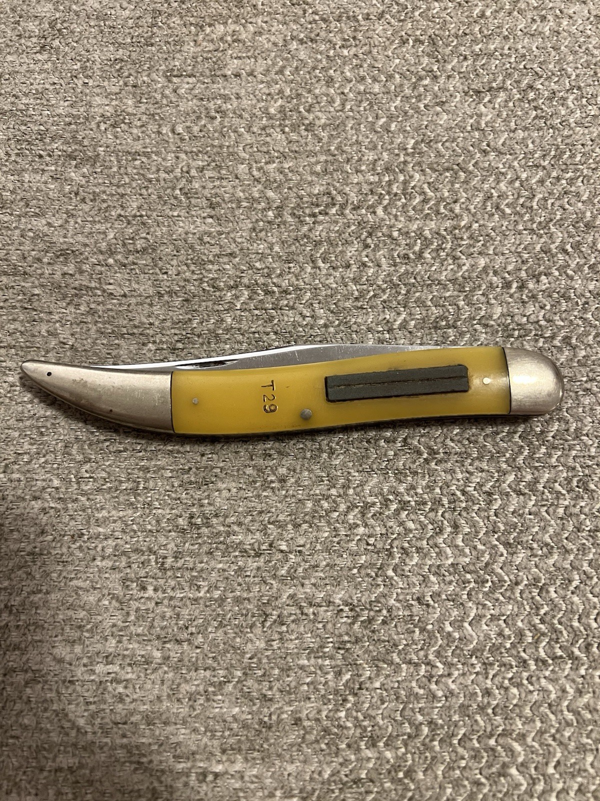 Vintage Ka-Bar Fishing Knife, 1920s-1950s Factory Edge Vintage Ka-Bar Fishing Knife, 1920s-1950s Factory Edge