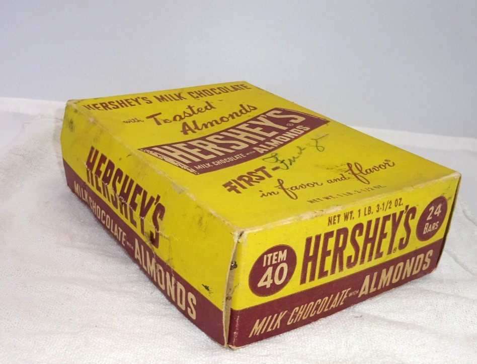 VINTAGE 1940s HERSHEY'S MILK CHOCOLATE EMPTY BOX BARS w ALMONDS STORE DISPLAY