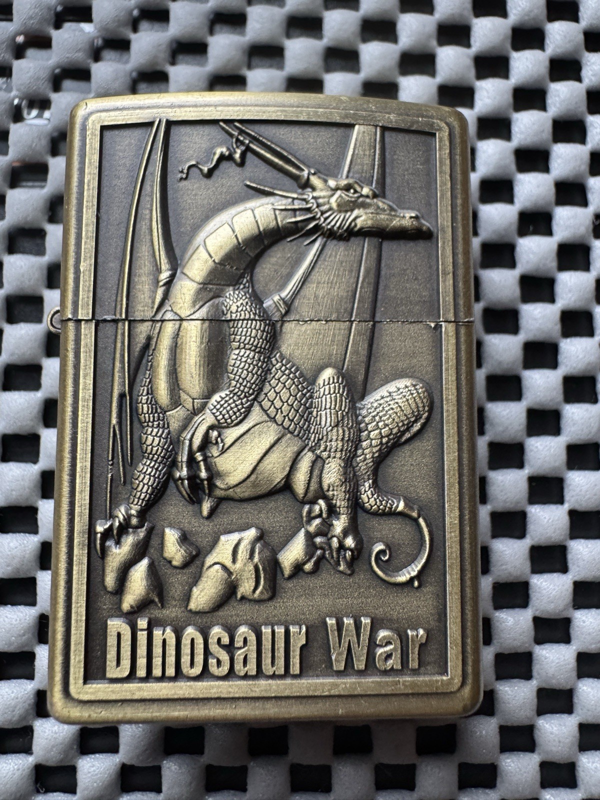 Kantai (Xantai) JT2 Windproof Fluid Lighter Dinosaur Dragon War Mythical NEW