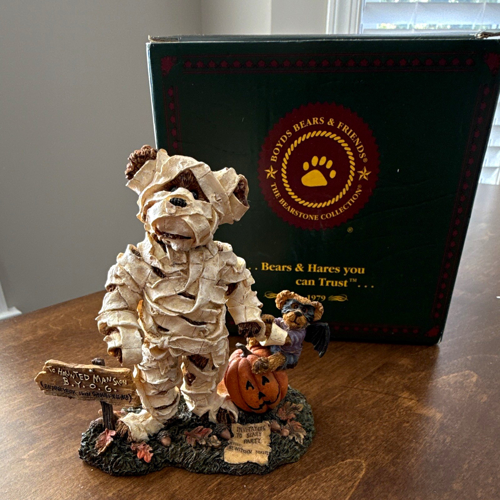 Boyds Bears & Friends Bearstone Boris Bearington Mummy Figurine LE 2001