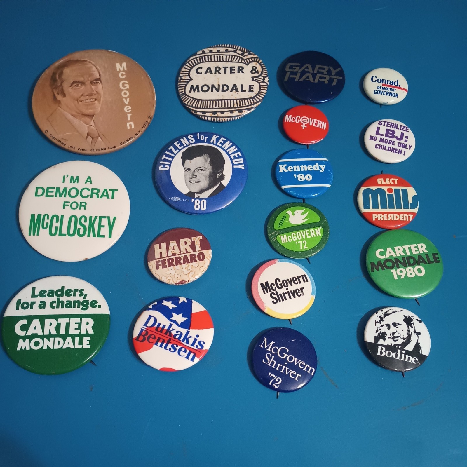 Lot of 18 VTG 1970\'s Democratic Campaign Buttons  McGovern Carter 
